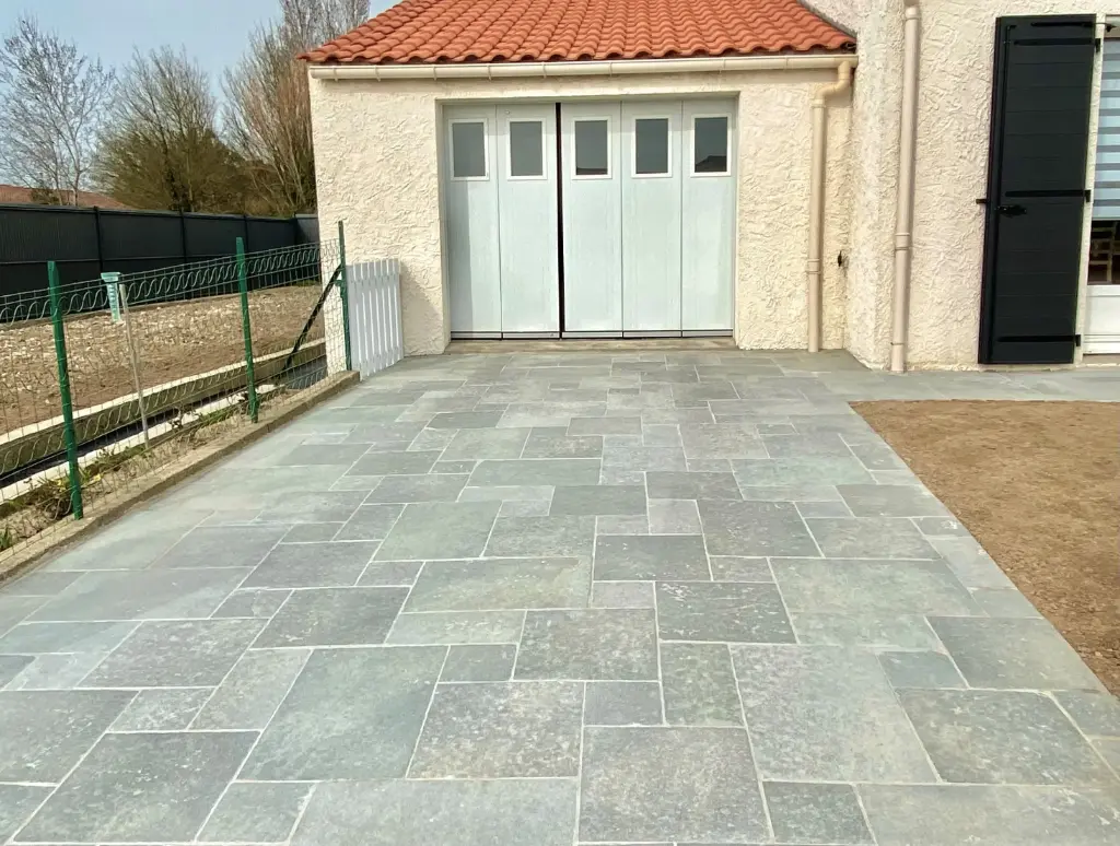 Dalle Tandur tambouriné - bords clivés - OPUS 4 60x40 - Ep.2 Gris